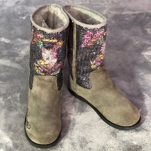 Ed Hardy Geisha Multicolor Sequin and Gray Suede Boots Women’s 10 Y2K Tattoo